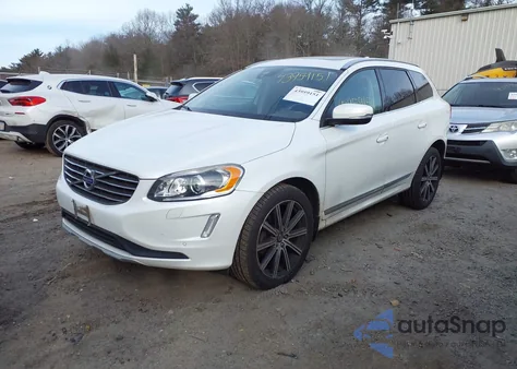 2017 Volvo Xc60 T6 Inscription из США, поврежденный, VIN YV449MRU7H2200830